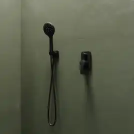 Душевая система IDDIS Ray RAYBL02i67 для душа встраиваемая цвет, Матовый черный