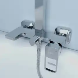 Душевая система IDDIS Bild BILSB1Fi06 для ванны с изливом цвет, Глянцевый хром