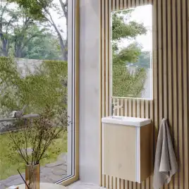 Зеркало Aqwella UM 40х90 UM0204, со светодиодной подсветкой, сенсорным выключателем